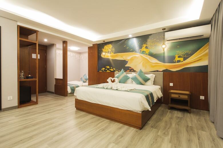 Thapae Twins Hotel