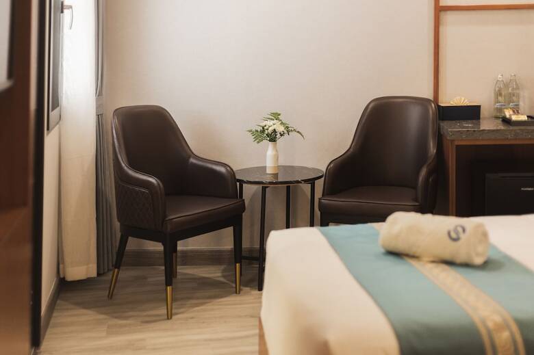 Thapae Twins Hotel