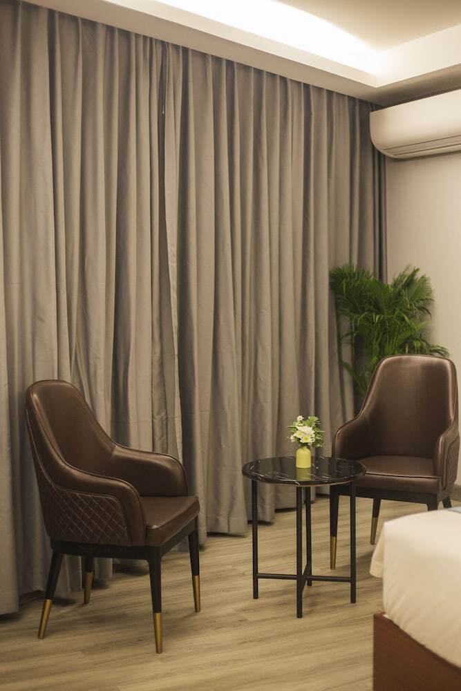 Thapae Twins Hotel