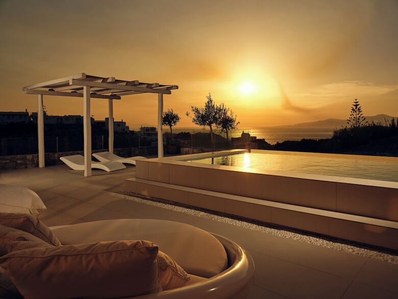 ?rcs Suites & Residences