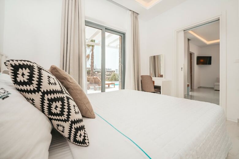 ?rcs Suites & Residences
