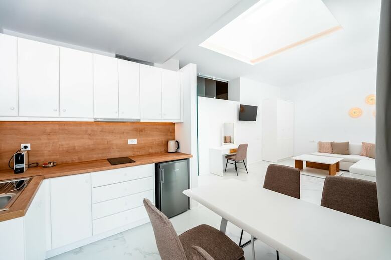 ?rcs Suites & Residences