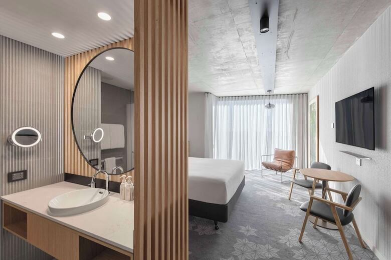 Vibe Hotel Adelaide