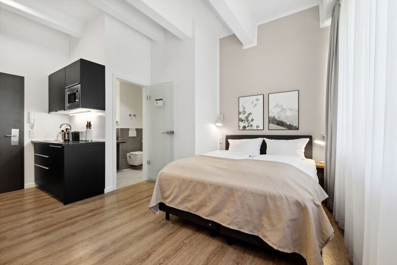 Limehome Munich Fritz-erler Str.
