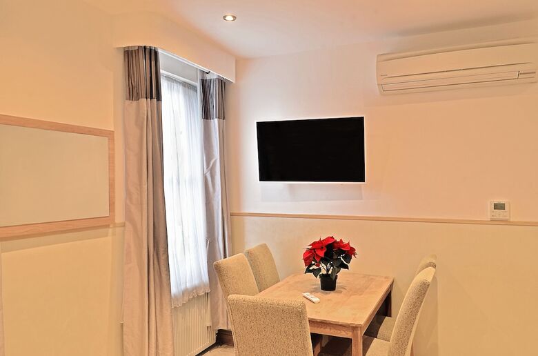 Hotel Arlo Apartments
