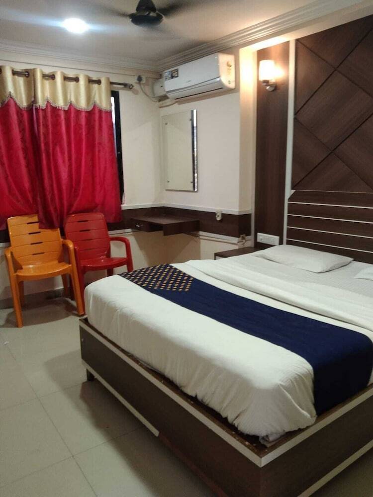Hotel Sri Sai Comforts