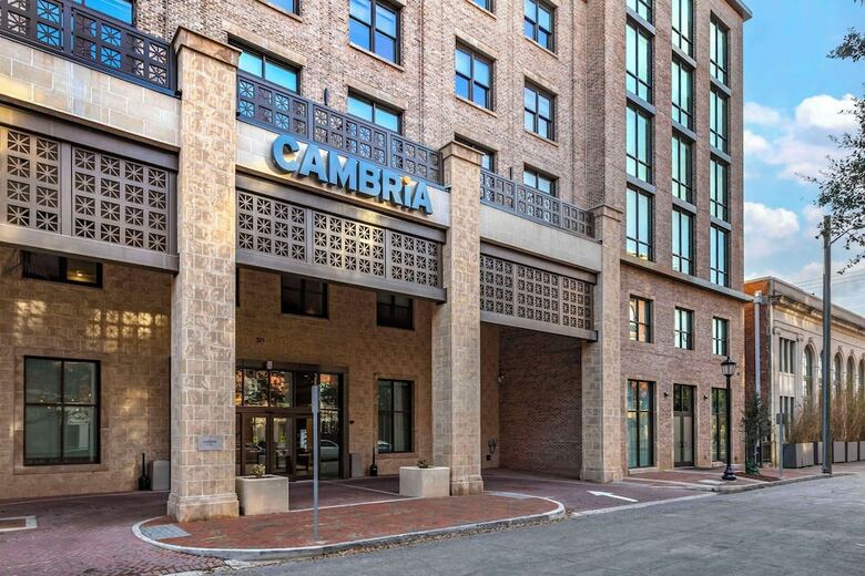 Cambria Hotel Savannah Downtown Historic District