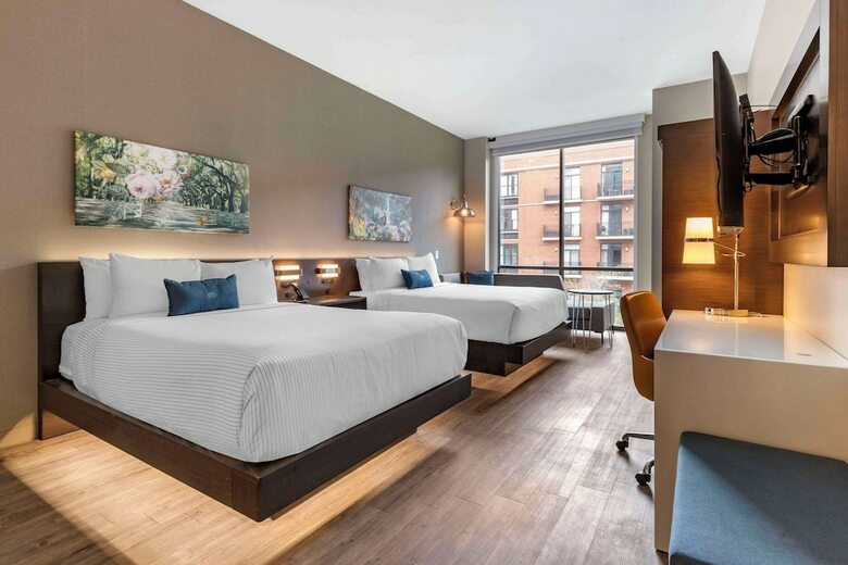 Cambria Hotel Savannah Downtown Historic District
