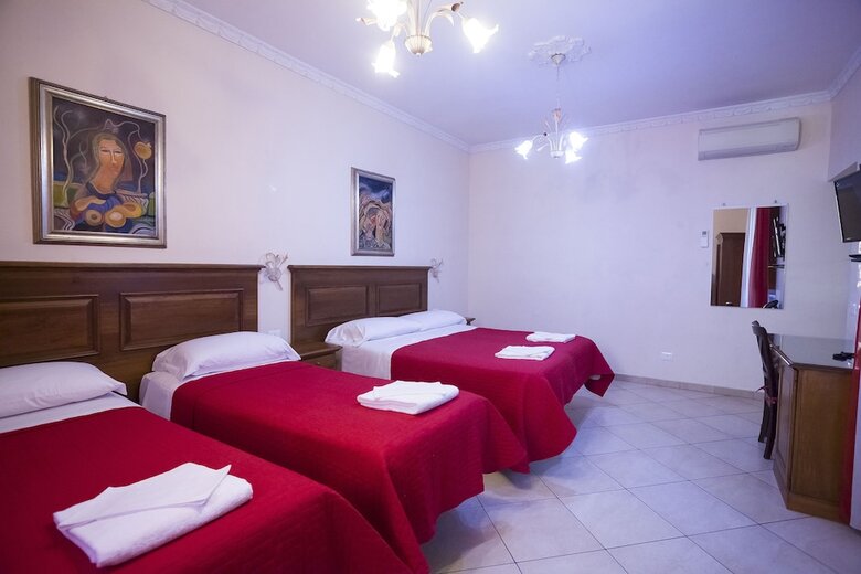 Anthony House Via Villafranca