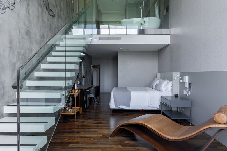 Suryaa Hotel Pinhais, Curio Collection By Hilton