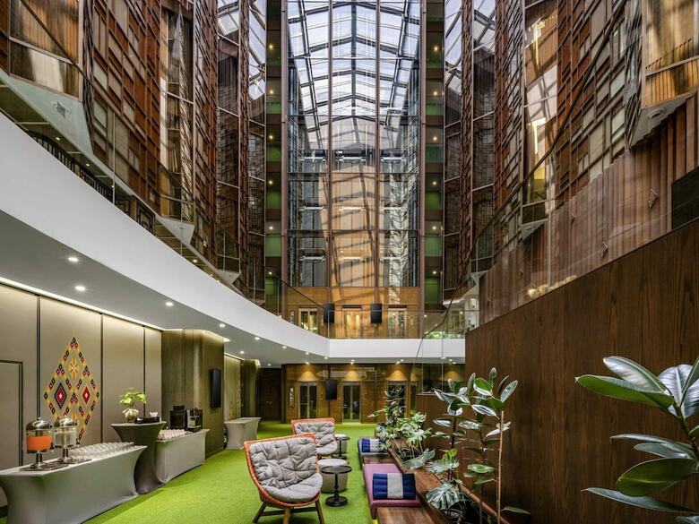 Hotel Ibis Styles Bangkok Silom