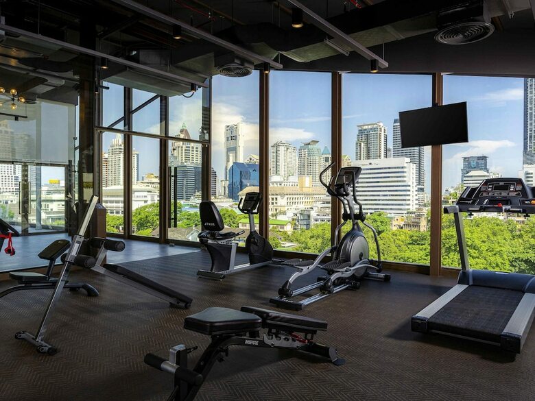 Hotel Ibis Styles Bangkok Silom