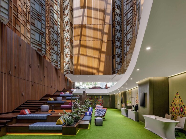 Hotel Ibis Styles Bangkok Silom