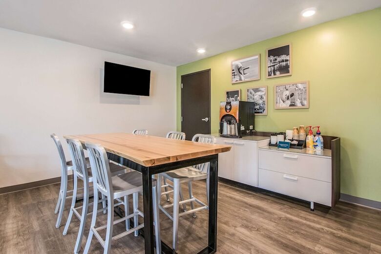 Hotel Woodspring Suites Doral Miami Airport