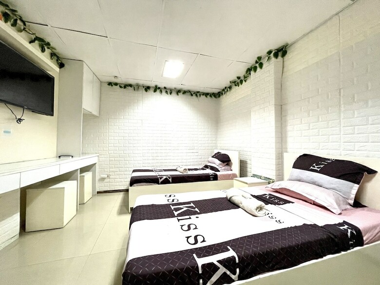 Hotel Super Oyo 910 Sabaidee Suites