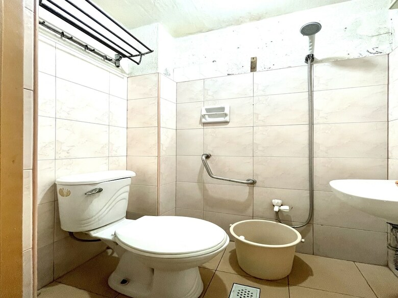 Hotel Super Oyo 910 Sabaidee Suites
