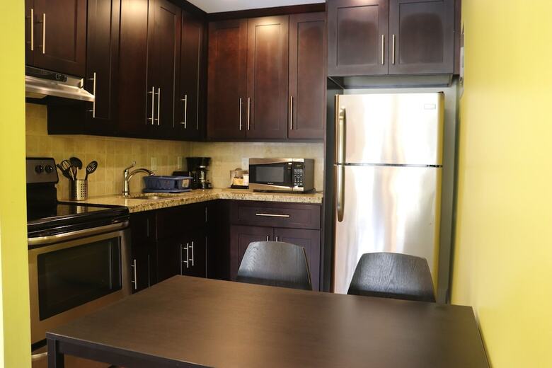 Hotel Curtis Inn & Suites