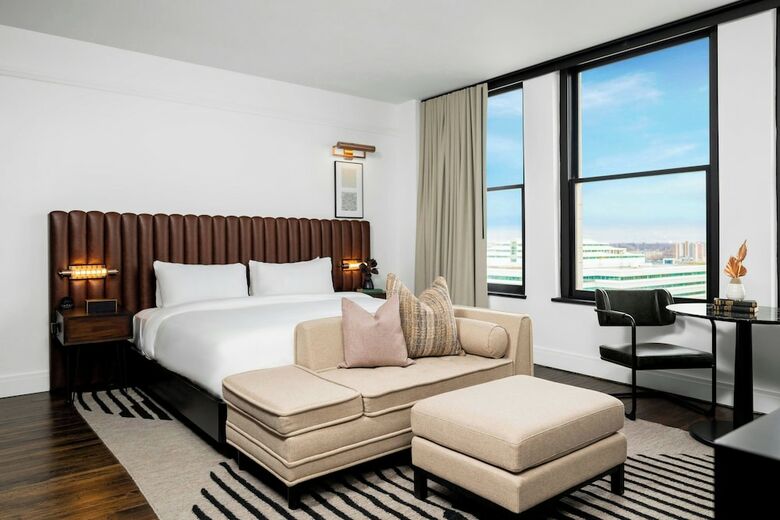 Surety Hotel, Autograph Collection
