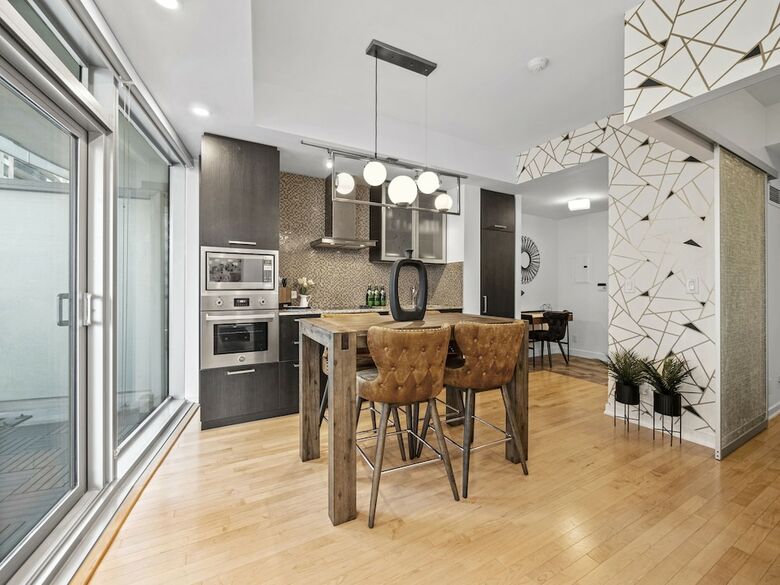 Aparthotel Stallion Suites Opp Cn Tower & Scotiabank Arena