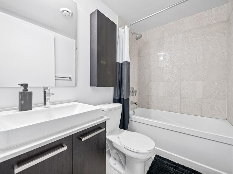 Aparthotel Stallion Suites Opp Cn Tower & Scotiabank Arena