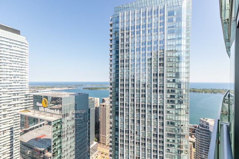 Aparthotel Stallion Suites Opp Cn Tower & Scotiabank Arena