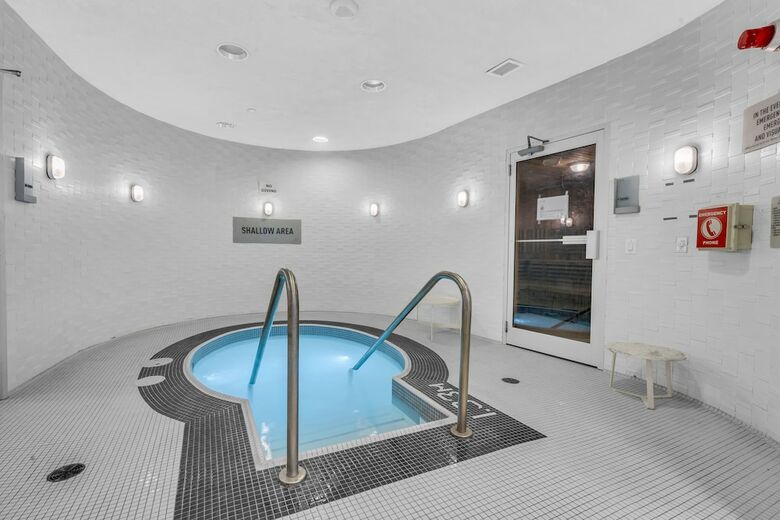 Aparthotel Stallion Suites Opp Cn Tower & Scotiabank Arena