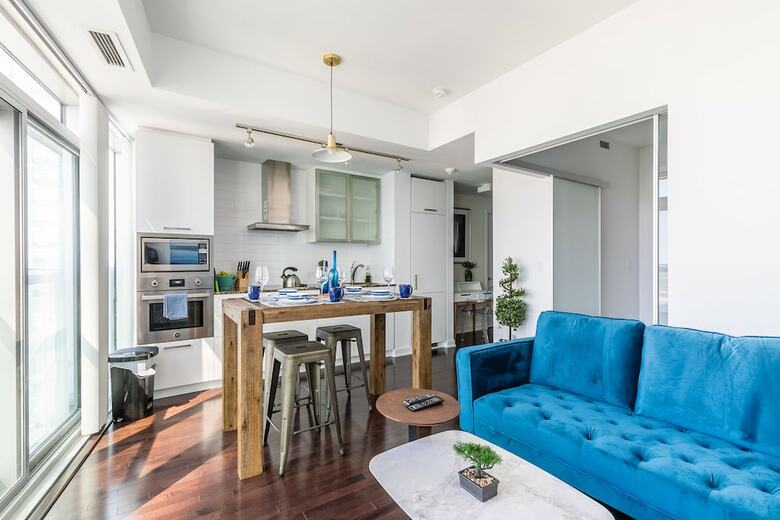 Aparthotel Stallion Suites Opp Cn Tower & Scotiabank Arena