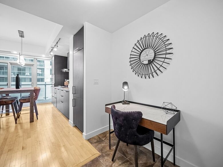 Aparthotel Stallion Suites Opp Cn Tower & Scotiabank Arena