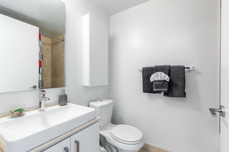 Aparthotel Stallion Suites Opp Cn Tower & Scotiabank Arena