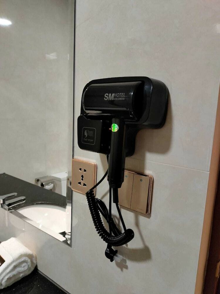 Sm Hotel Plus