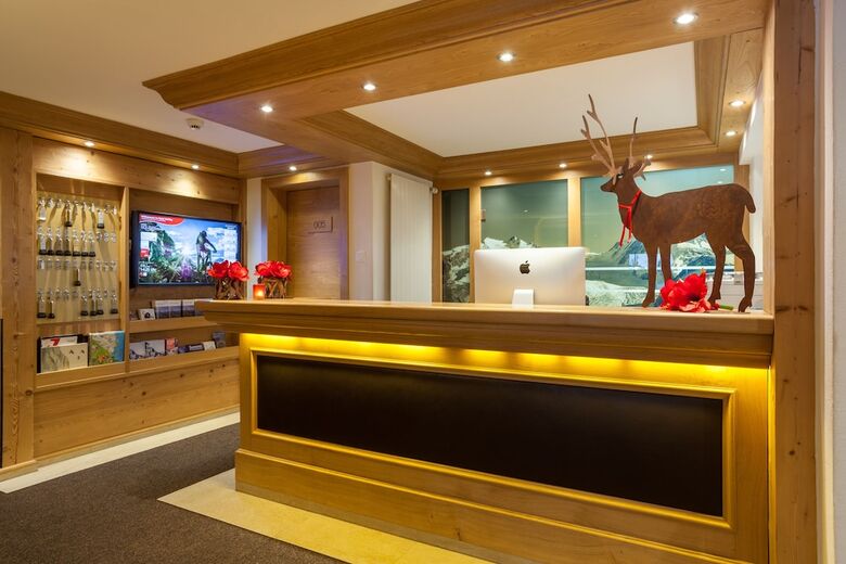 Hotel Holiday
