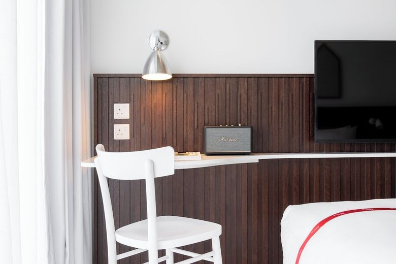 Ruby Zoe Hotel London