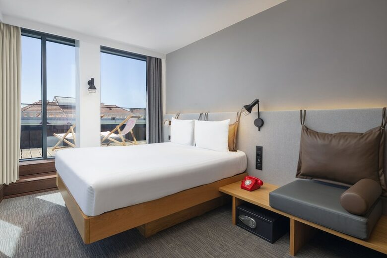 Hotel Moxy Lisbon City