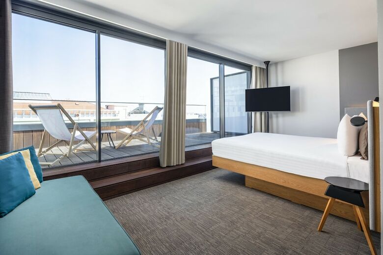 Hotel Moxy Lisbon City