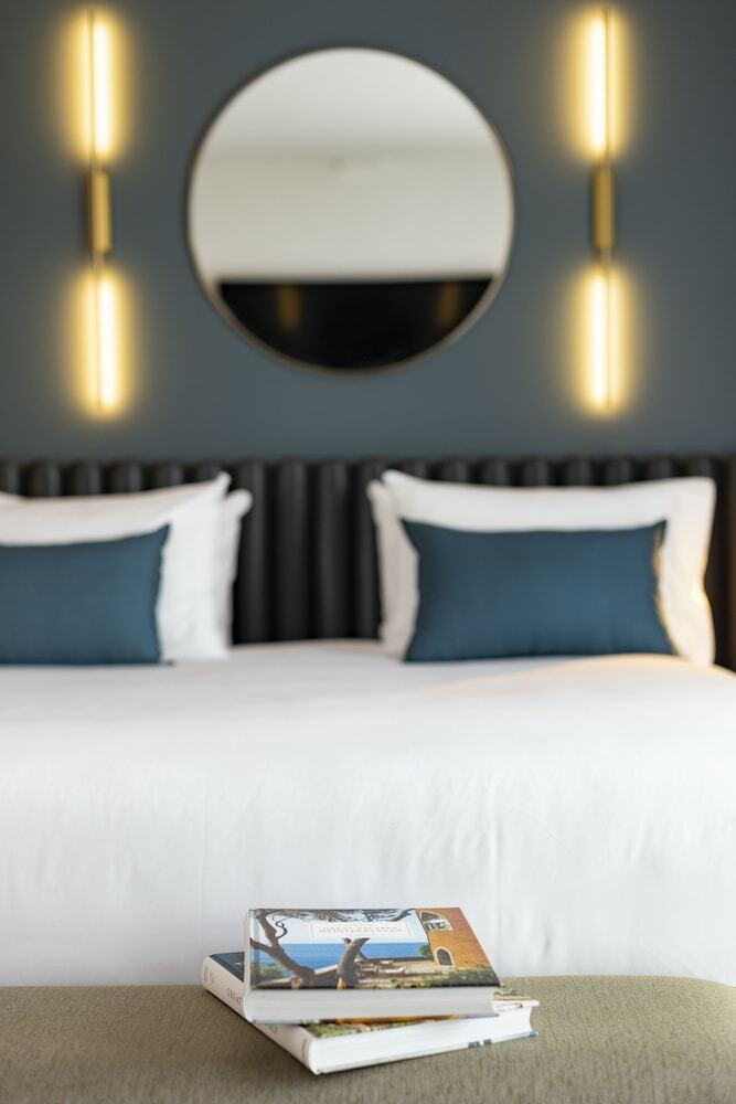 Hotel Howard Sur Seine