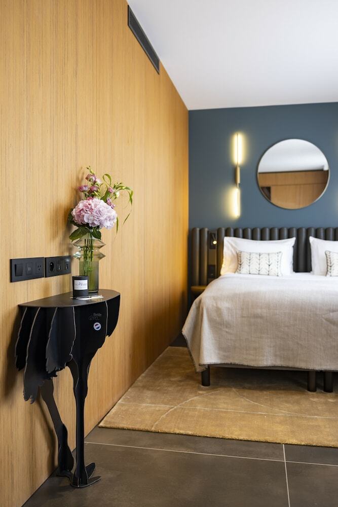 Hotel Howard Sur Seine
