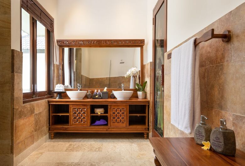 Hotel Swan Paradise A Pramana Experience