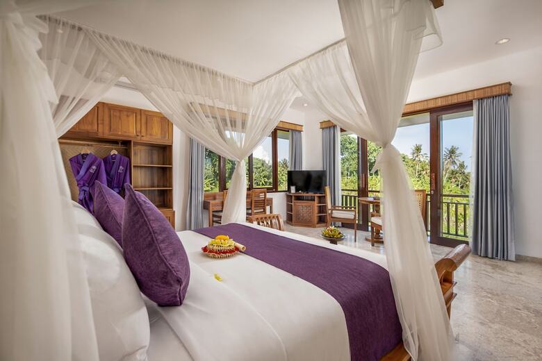 Hotel Swan Paradise A Pramana Experience