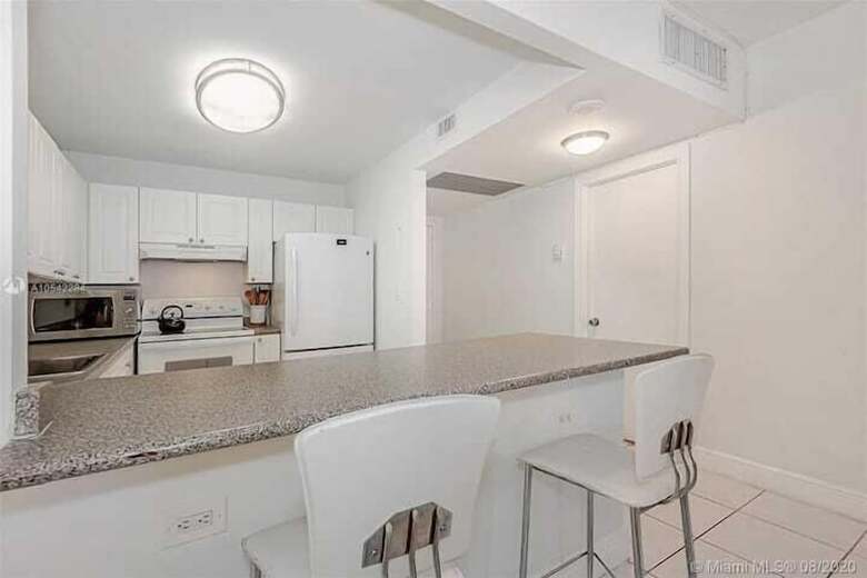 Hotel One Of A Kind - Ocean View Luxury Condo