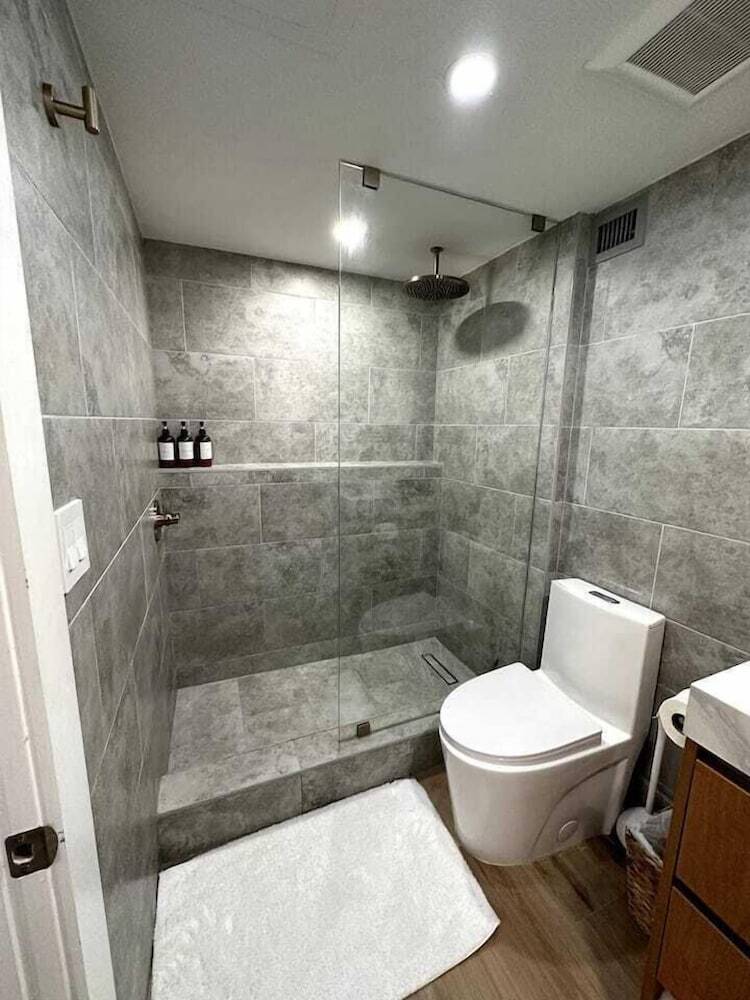 Hotel One Of A Kind - Ocean View Luxury Condo