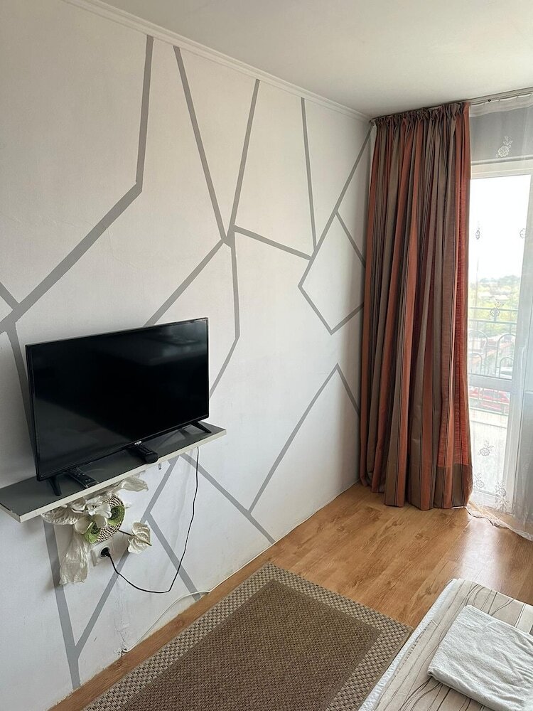 Hayat Hotel Ltd