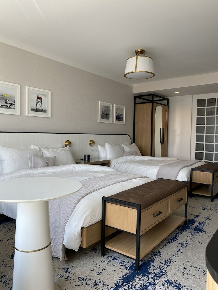 The Brenton Hotel