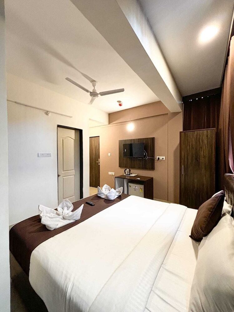 Hotel La Mer Beach Resorts