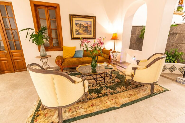 Plaza Chapala Hotel