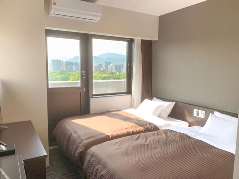 Hotel Livemax Hiroshima Heiwa Koen-mae