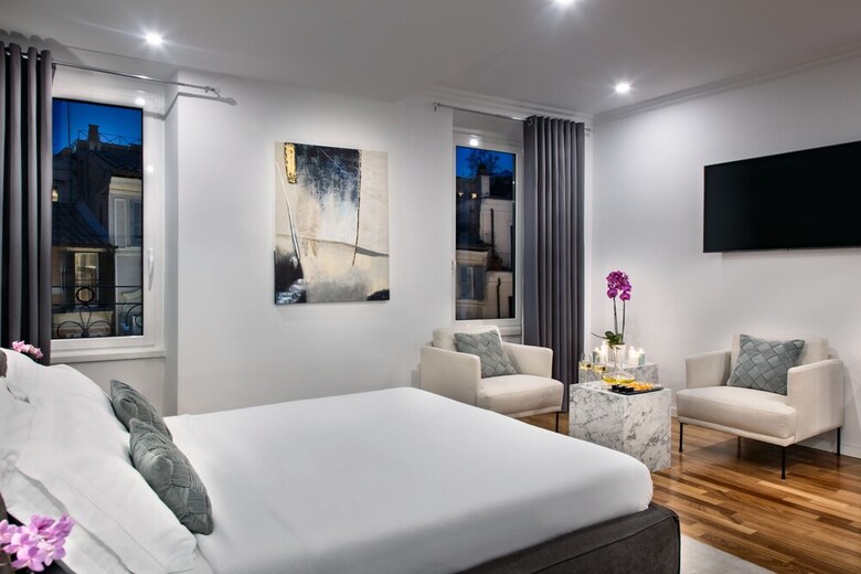 Hotel Fellini Design Suites