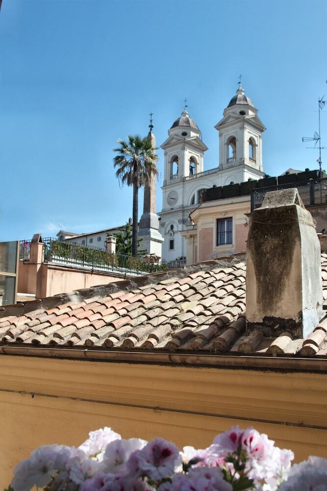 Hotel Fellini Design Suites