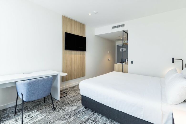 Oaks Cairns Hotel