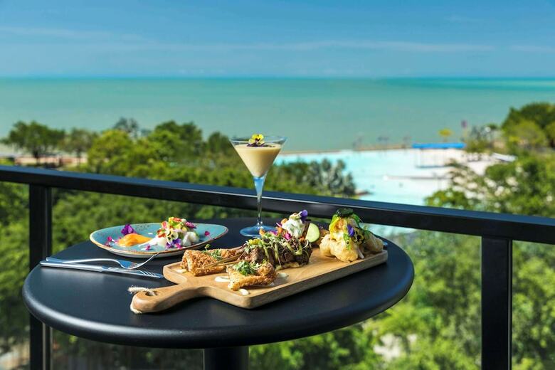 Oaks Cairns Hotel