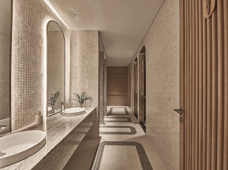 Hotel La Siesta Premium Saigon